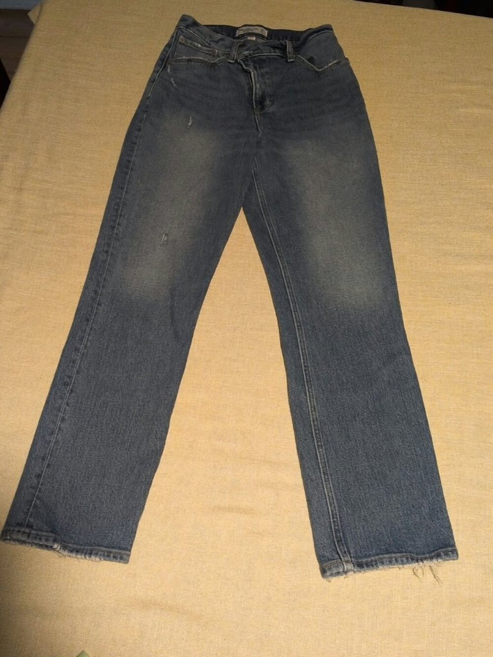 Abercrombie Curve Love 90s Straight Ultra High Rise Jeans 26 Short Distressed